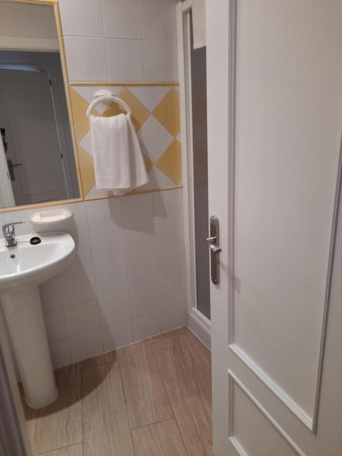 Hostal Casandra - Antiguo Hostal Los Valencianos 콘일데라프론테라 객실 사진